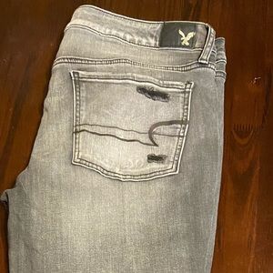 American Eagle Distressed Jeans